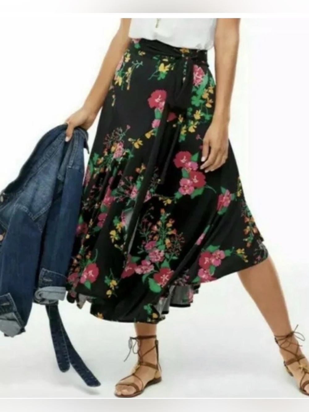 Cabi Sophia Midnight Floral Tie Wrap Skirt Size M